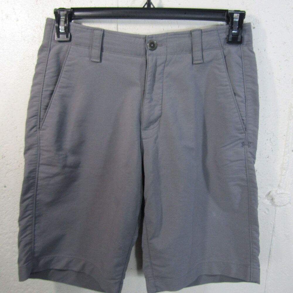Under Armour Men's Size 30 Gray Loose Fit HeatGear Activewear Golf Shorts 10"